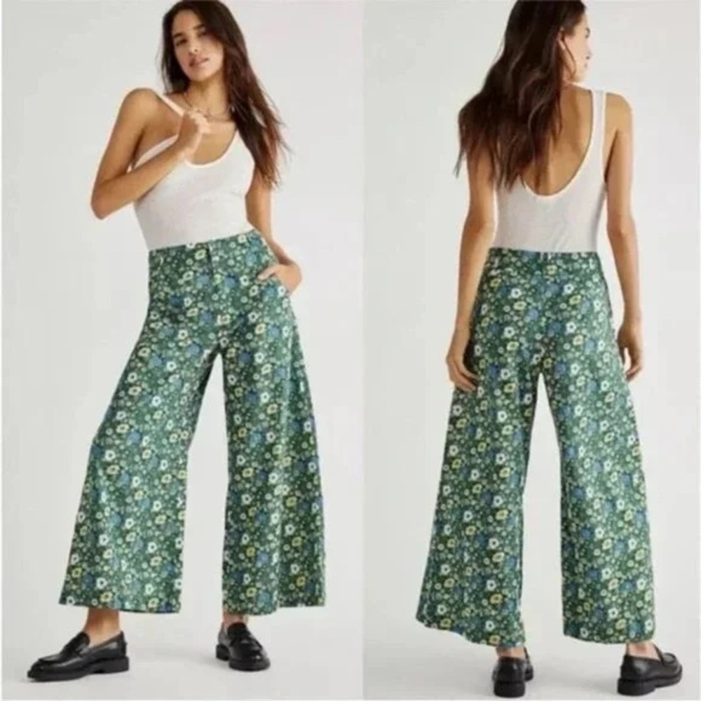 Free People Menocra Green Floral Printed Cotton Flare Pants
